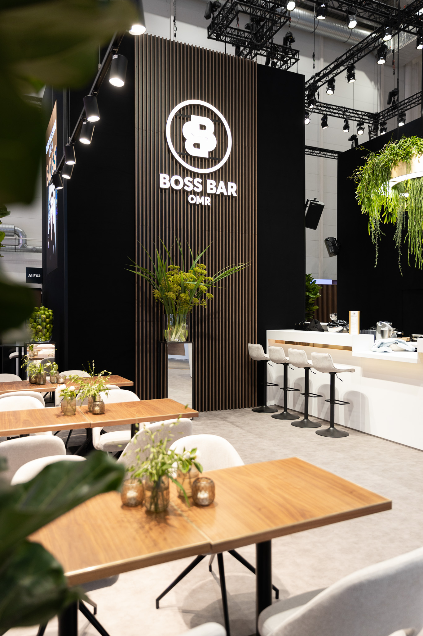 BOSS BAR OMR by Future Supply