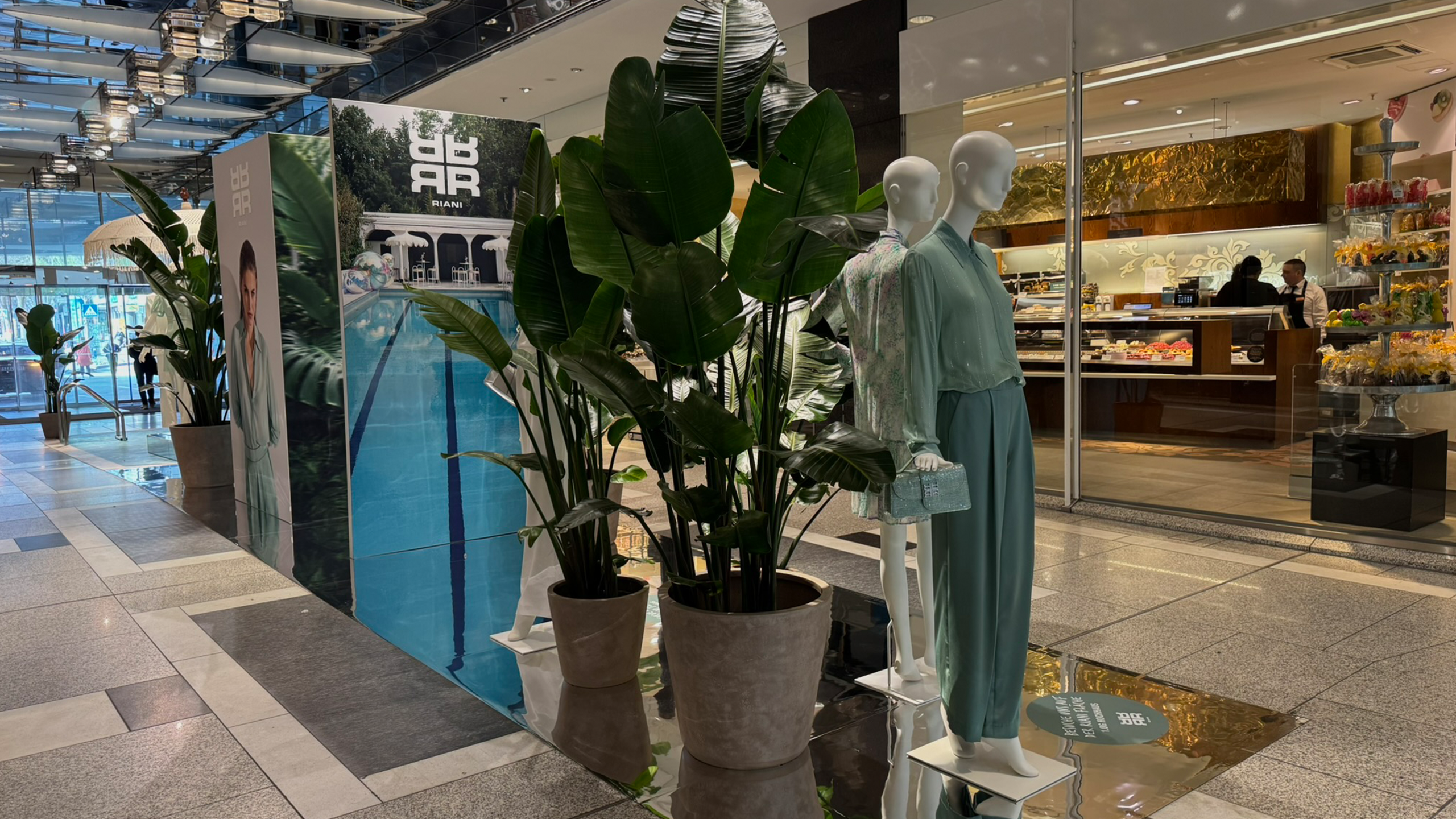 Riani_PopUp2